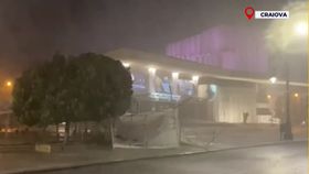 Furtunile de toamnă au devenit mult mai violente! Cel mai rău a fost în Craiova, unde acoperișuri au fost spulberate